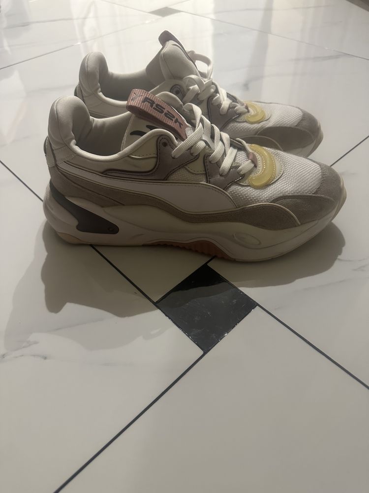 Puma krossovki ochen udobnaya