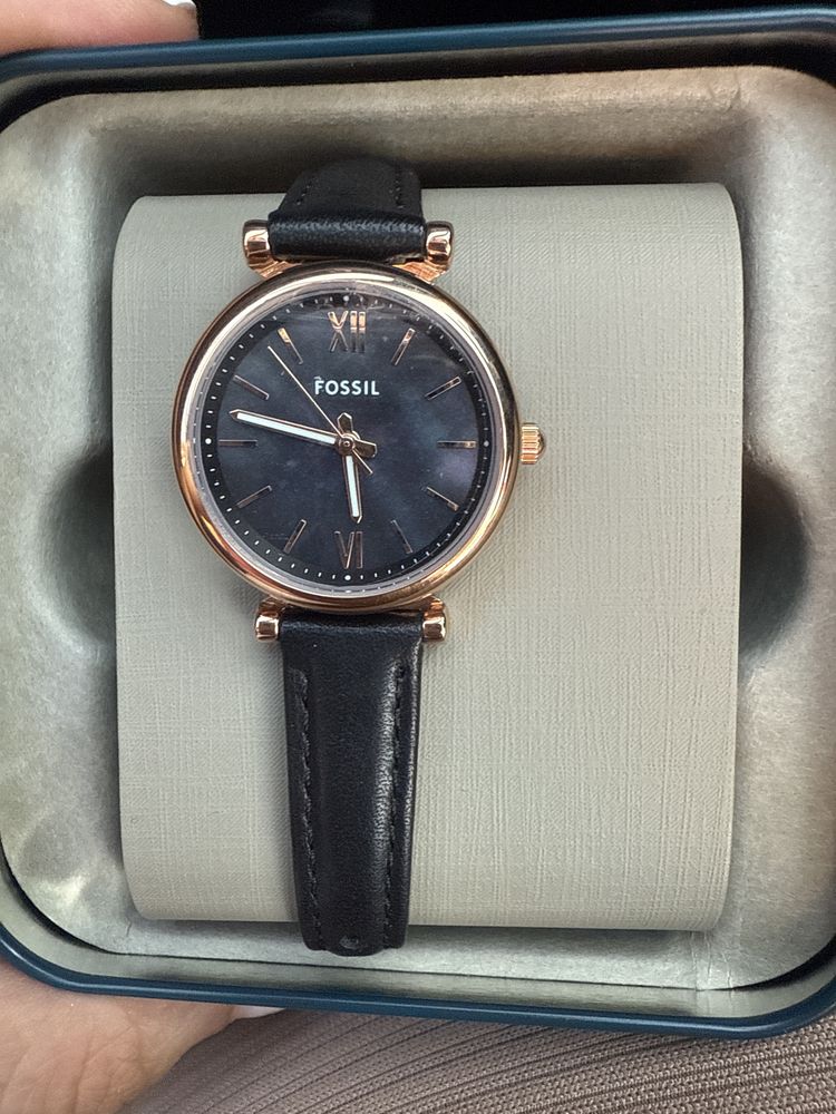Чисто нов часовник fossil Промо Цена