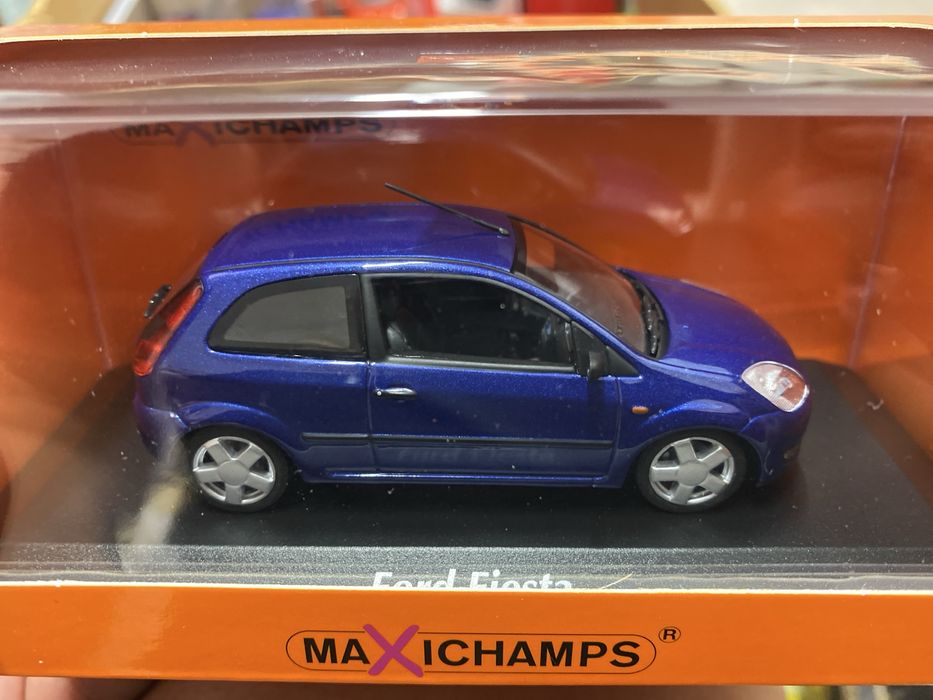 MAXICHAMPS FORD FIESTA 2002 machetă auto scara 1:43