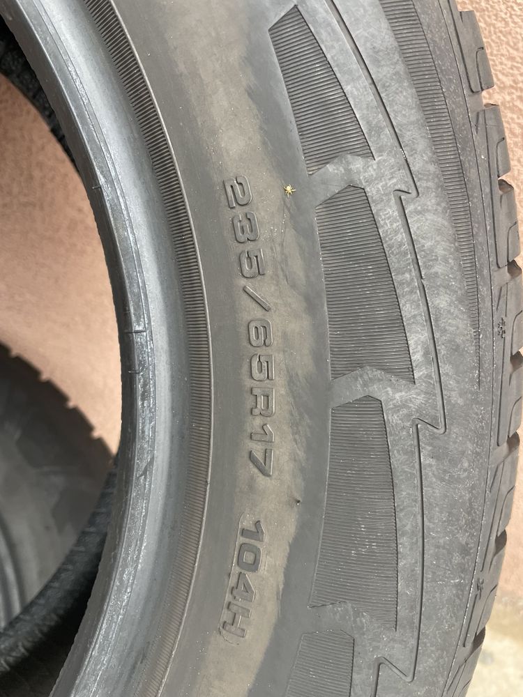 4бр зимни гуми GOODYEAR ultra grip Performance SUV 235/65/17