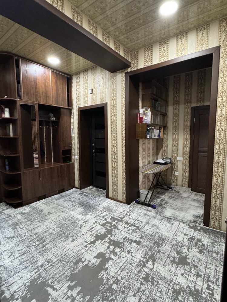 Продается квартира на Яккасарайском районе  Голден Хаус 4/5/5 100 м2