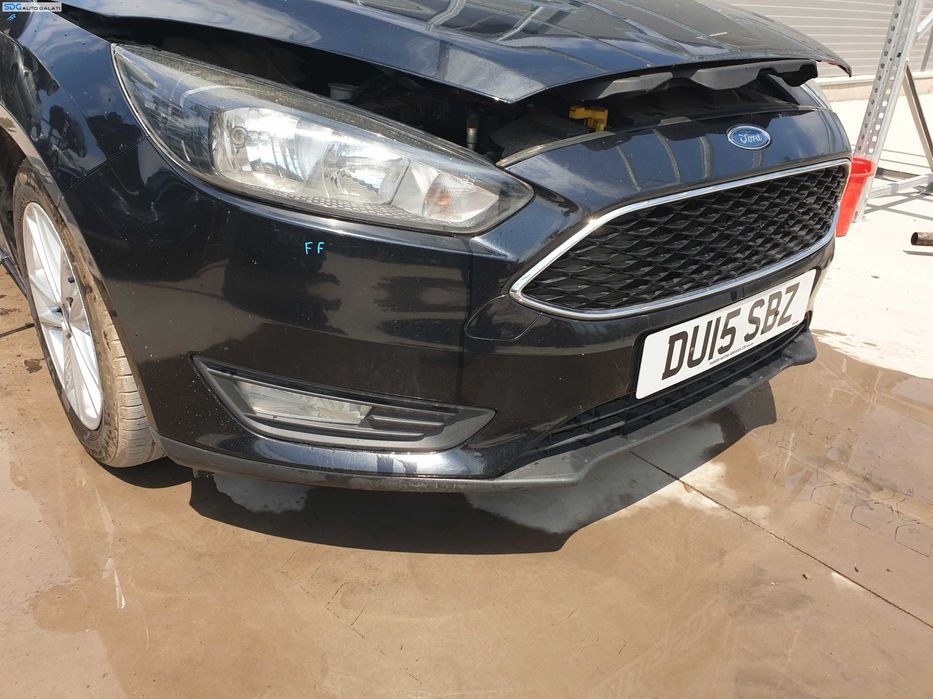 Bara Spoiler Fata Completa cu Grile Sigla si Emblema Ford Focus 3 FL Facelift 2014 - 2018 Culoare FF Panther Black [K6407]