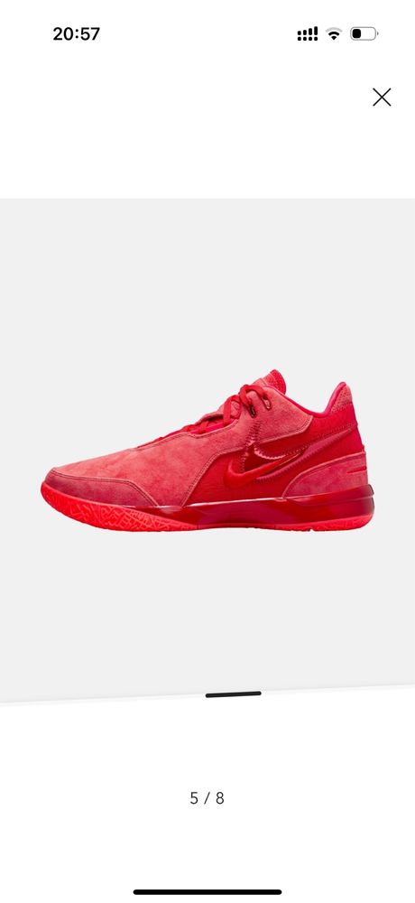 Nike LeBron 42,5 размер, нови в кутия