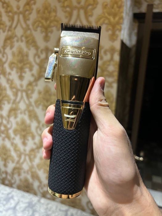 Машинка для стрижки волос Babyliss Pro FX Boost + GOLD