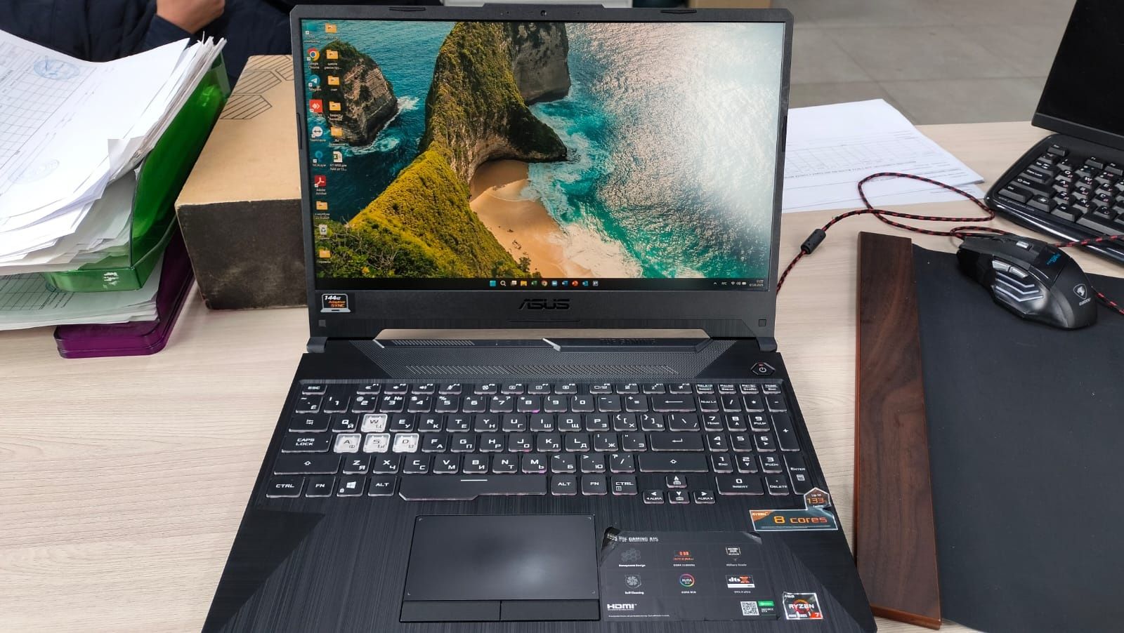 Asus tuf gaming a15/RTX 1060TI/AMD RYZEN 7/16GB DDR4/512GB SSD