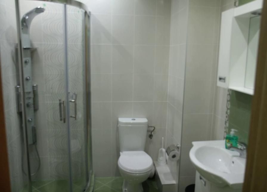 Тристаен апартамент в ж.к. Студентски град.