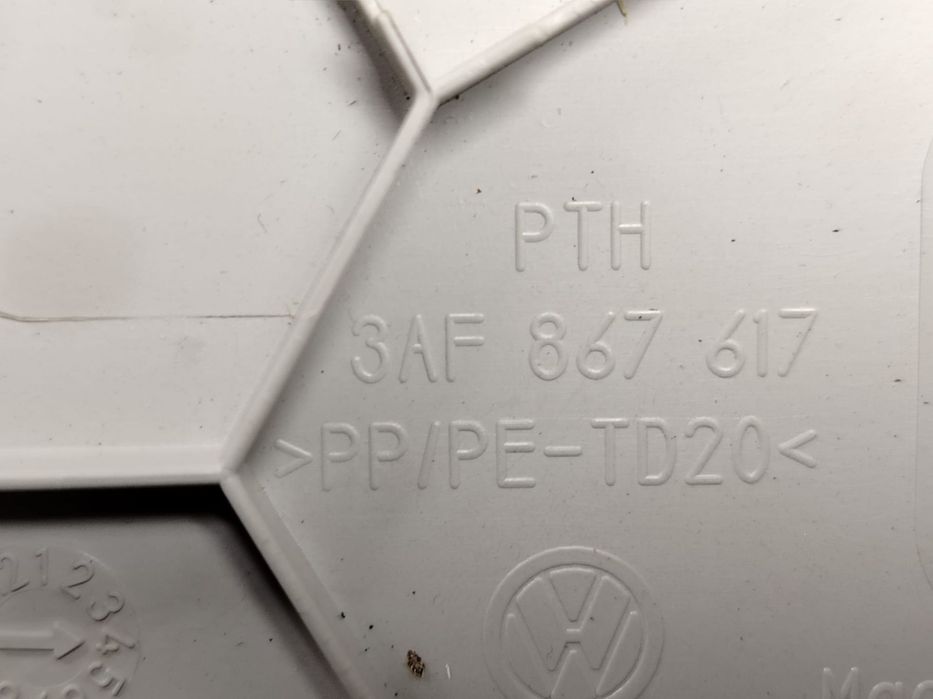 Ornament 3af867617 Volkswagen VW Passat B7 [2010 - 2015] 2.0 tdi CFGB