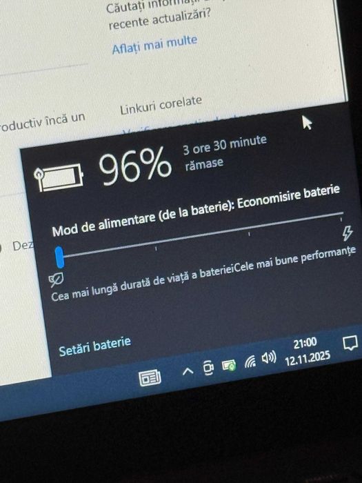 Laptop ASUS i5-3230M, 4 GB RAM, HDD 700 GB, NVIDIA GeForce 610M (2 GB)