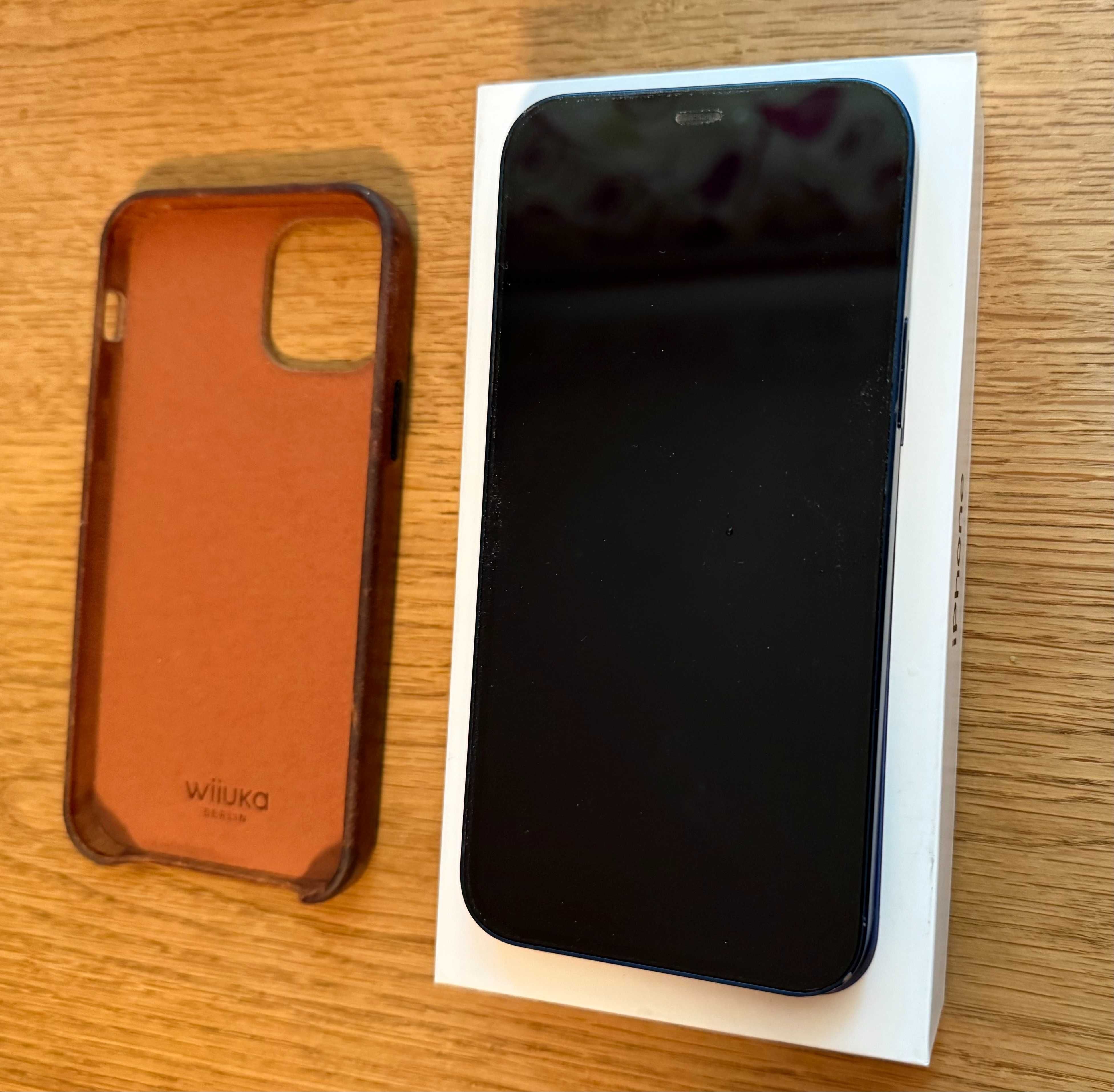 iPhone 12 128 MB син