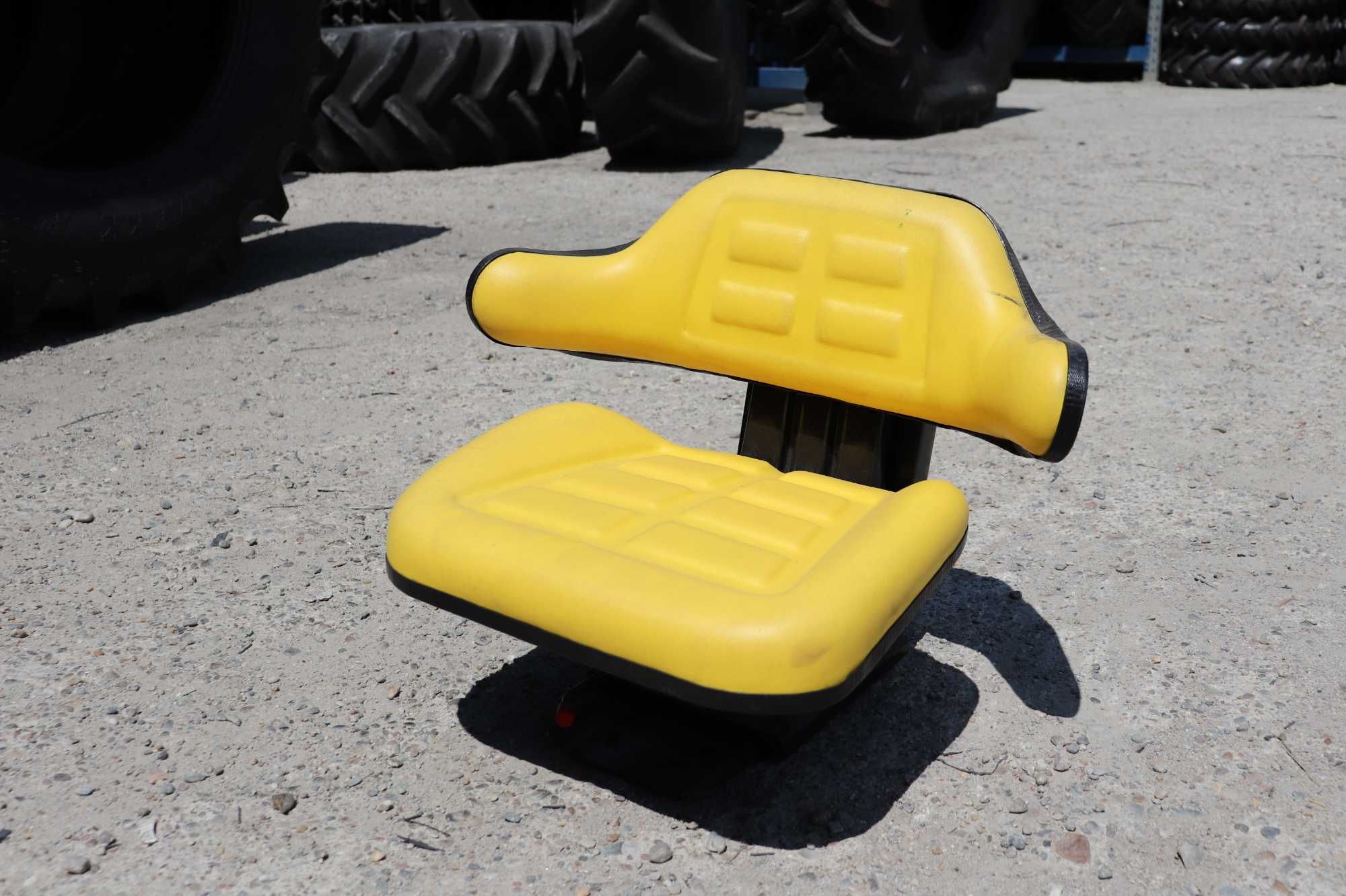 Scaun tractor galben reglaj triplu cu amortizor UTB U-445 si U-650