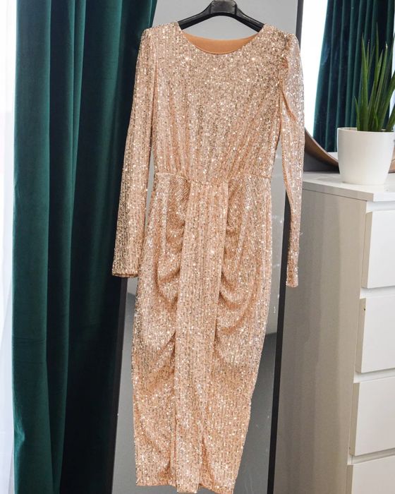 Rochie noua paiete aurie