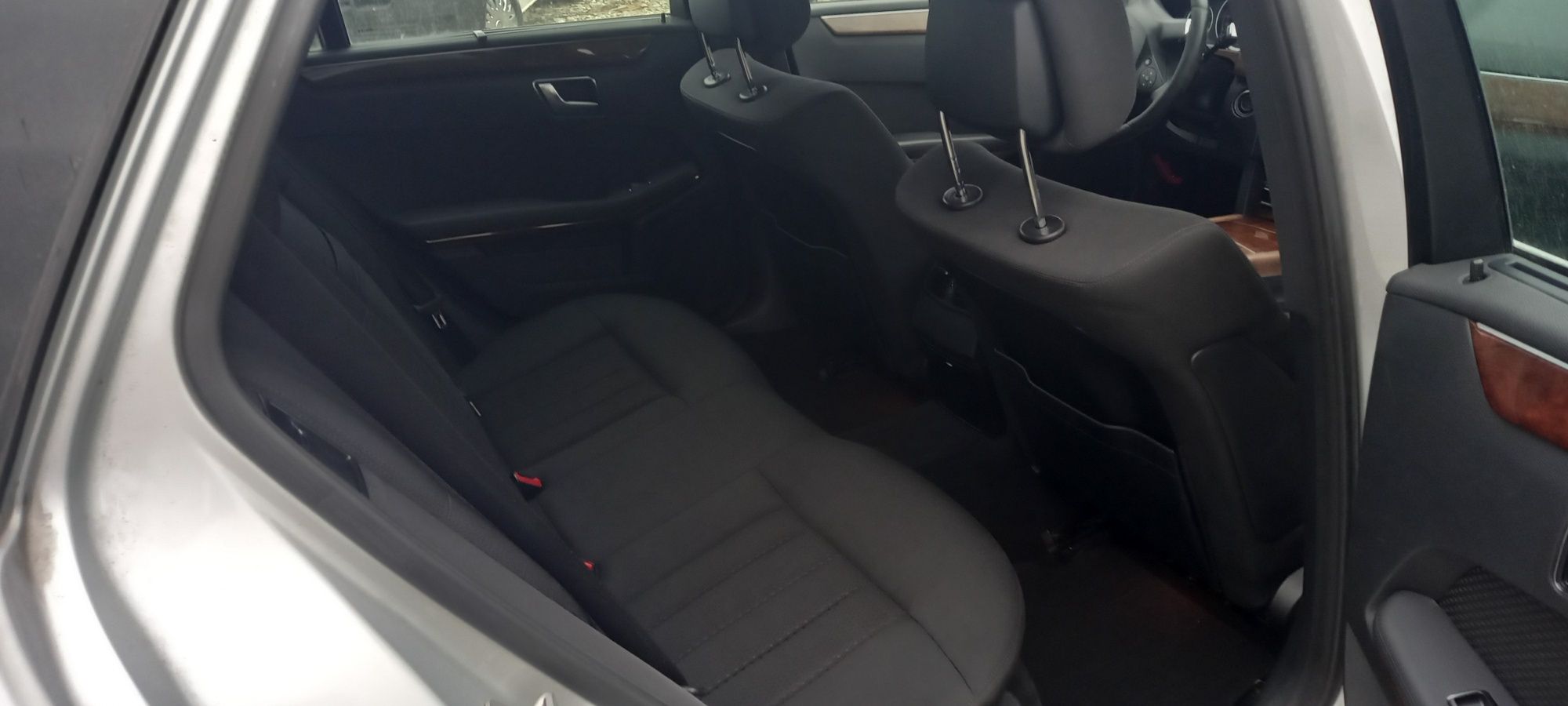 Interior Mercedes E klass Euro 5, cutie automata, navigație, volan