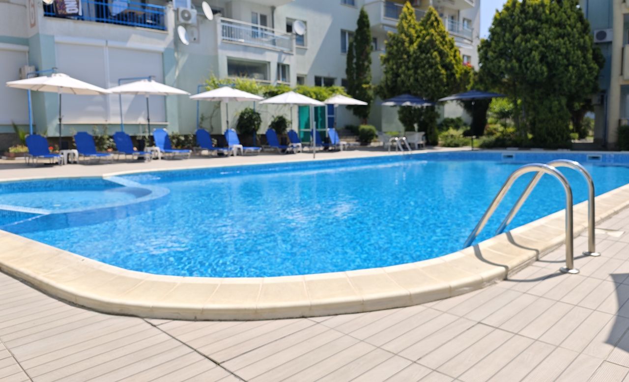 Дава се под наем Тристаен апартамент в Свети Влас - 70 кв.м за 56.1 € - Снимка #2
