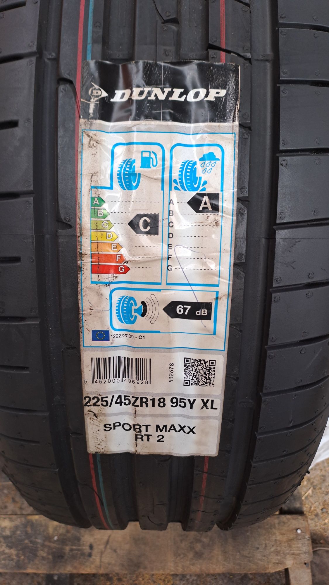 1бр. Нова 225/45/18 Dunlop Sport Maxx RT2
