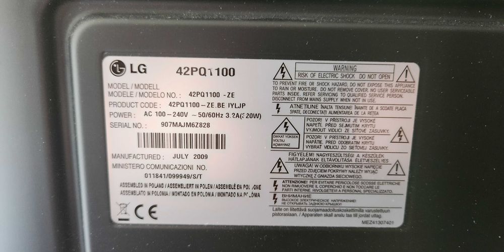 Televizor LG diagonala 106 cm