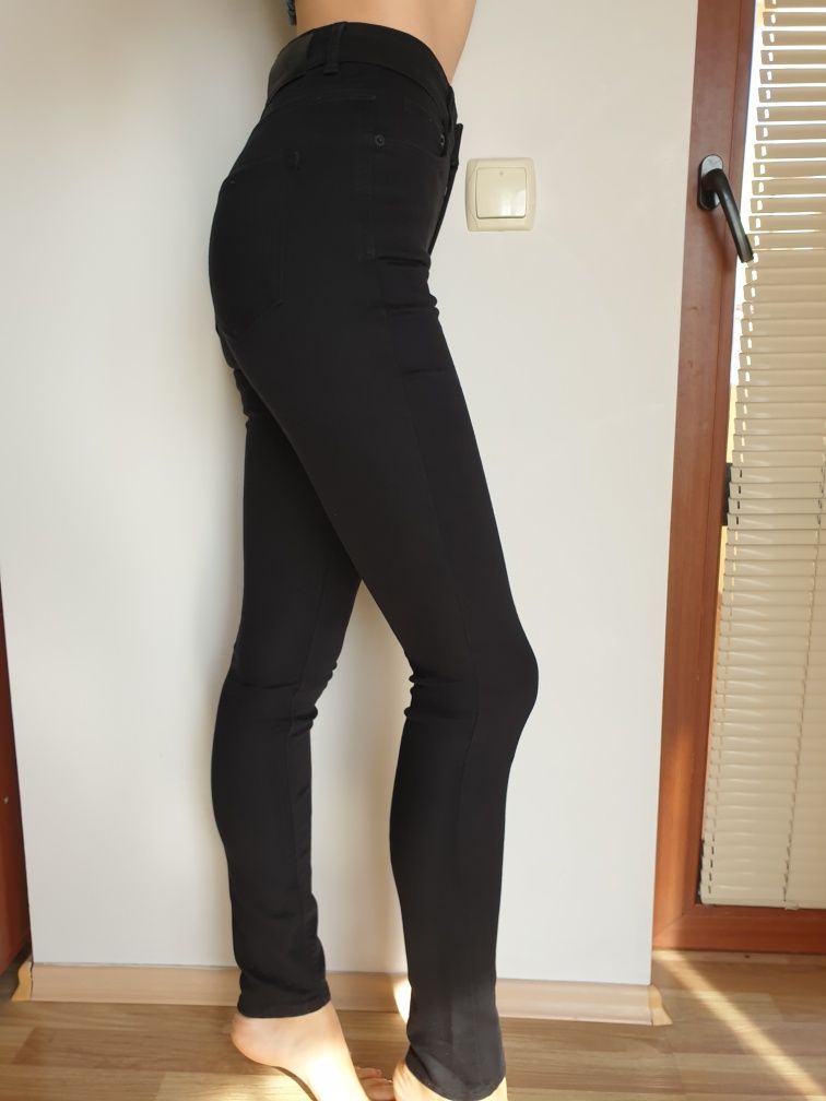 Черни дънки/панталон Massimo Duti
