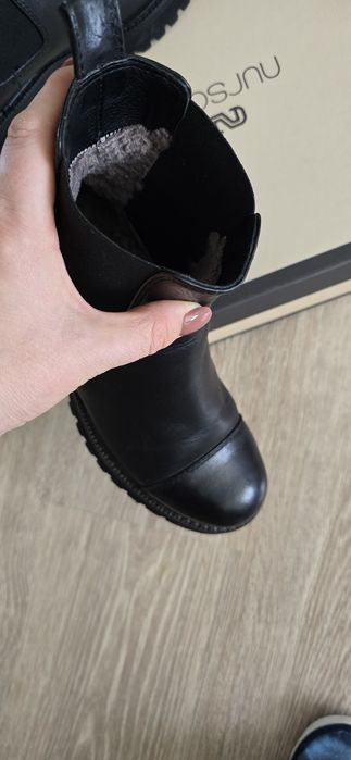 Продам зимние ботинки-челси Nursace, размер 37