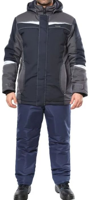 Спецодежда зимняя куртка с капюшоном и тёплые брюки