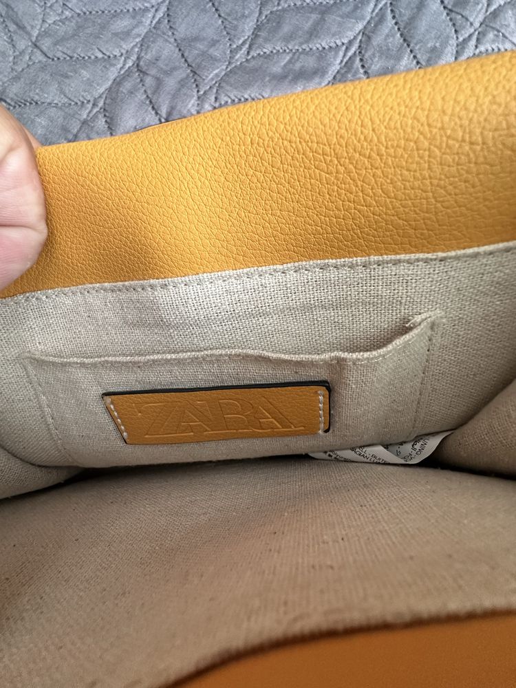Дачска чанта на Zara