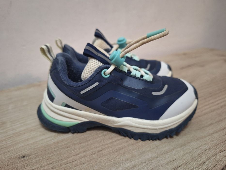 Mocasini  , adidasi zara marime 24-25