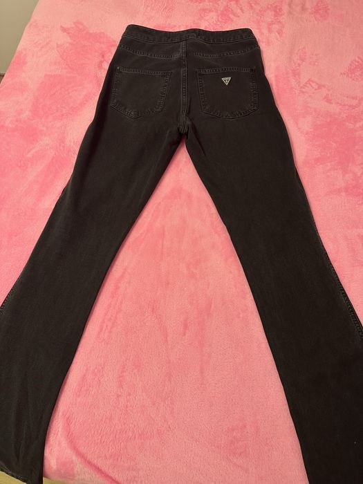 Blugi evazati  femei