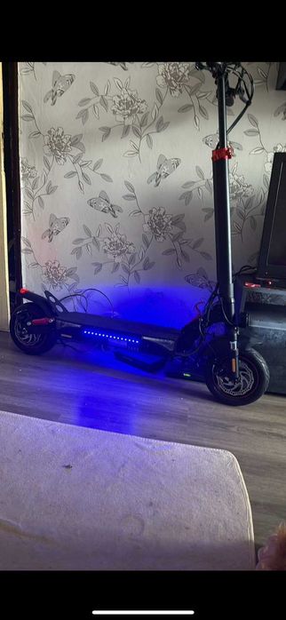 Продавам електрическа тротинетка