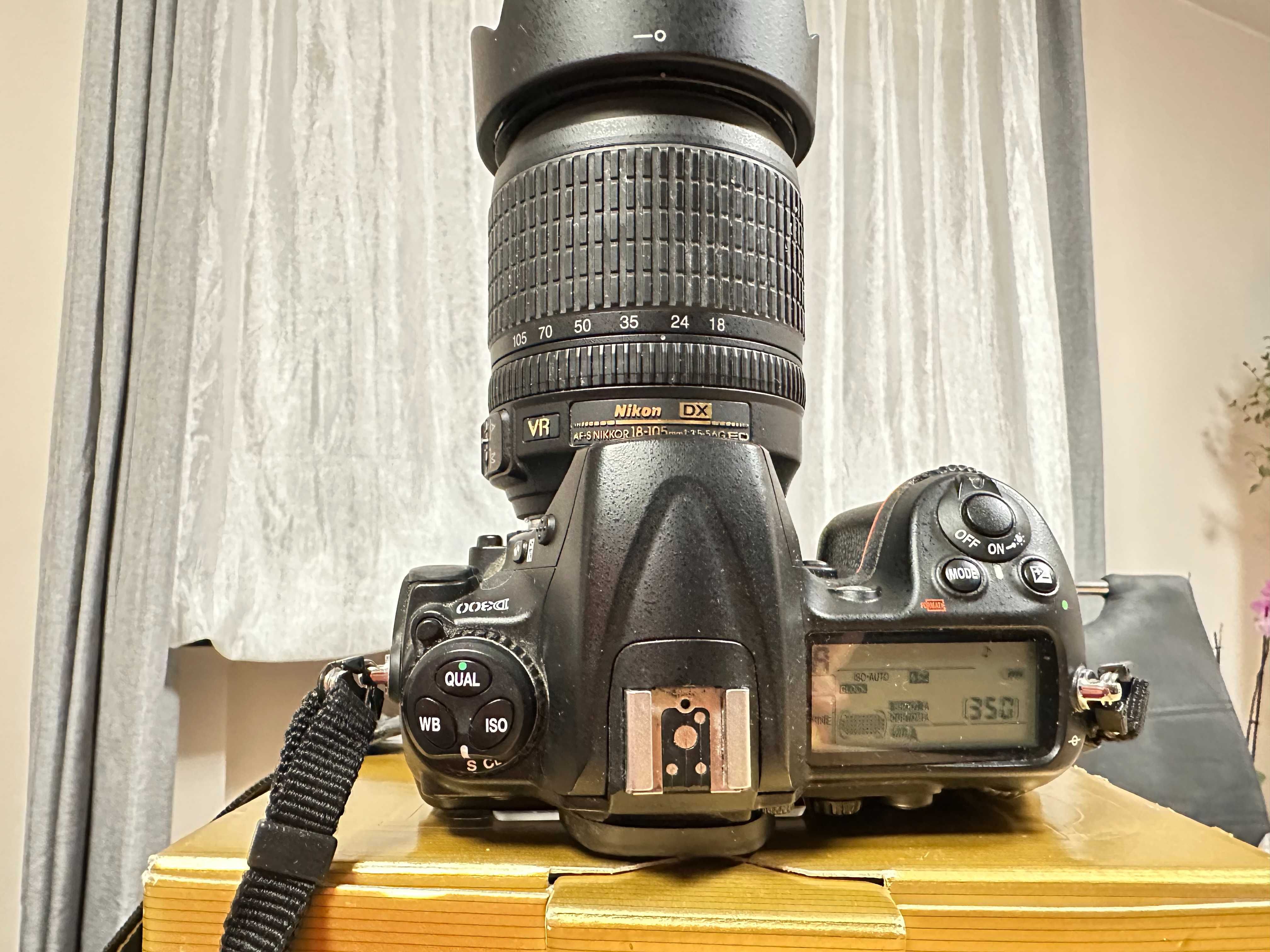 Nikon D300 cu obiectiv 18-105 mm Shuttercount 17.000 klik