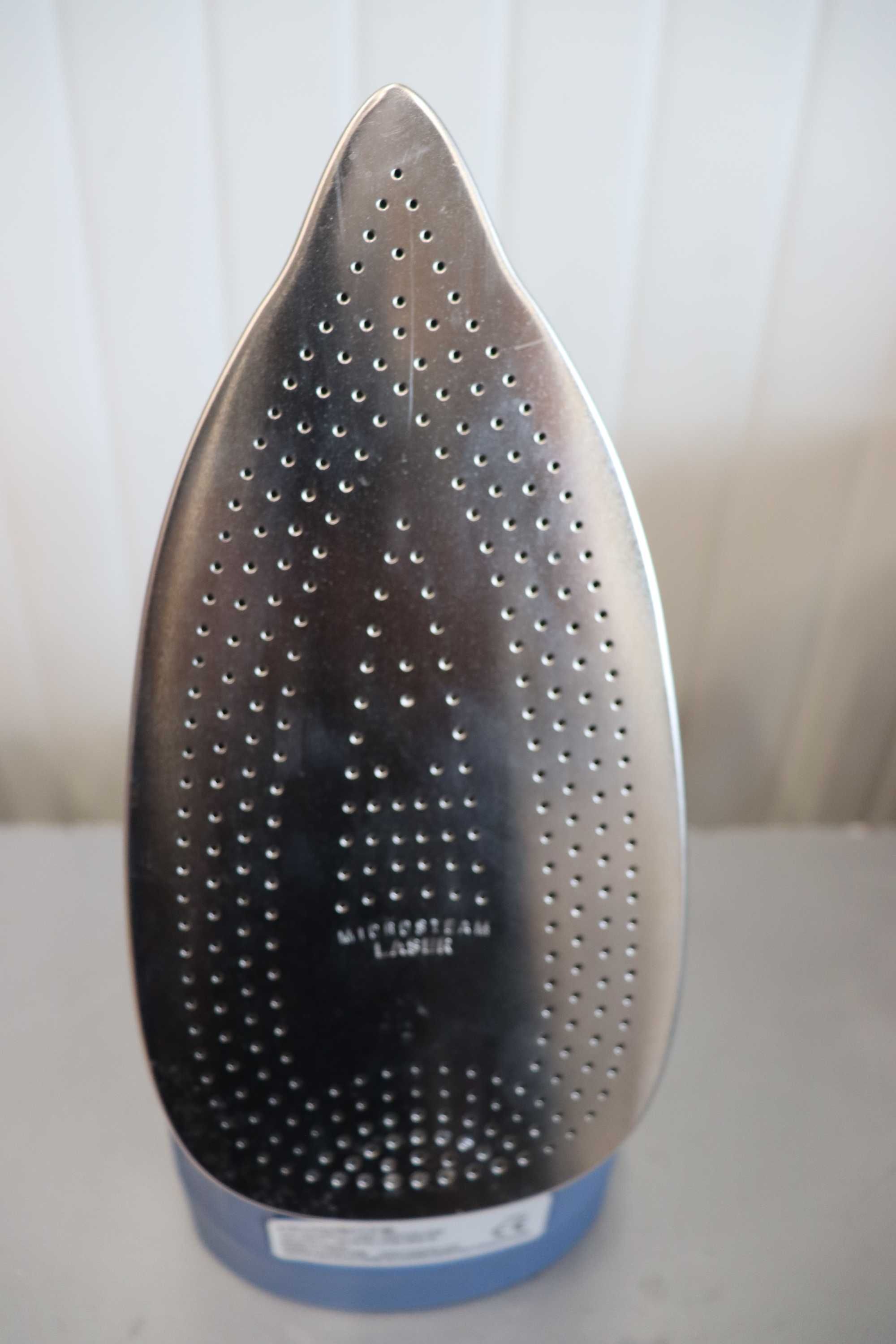 Ютия Rowenta Effective, 2400W, парен ход, неръждаема стомана