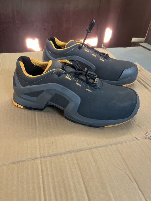 Vand pantofi protectie Uvex marimea 42