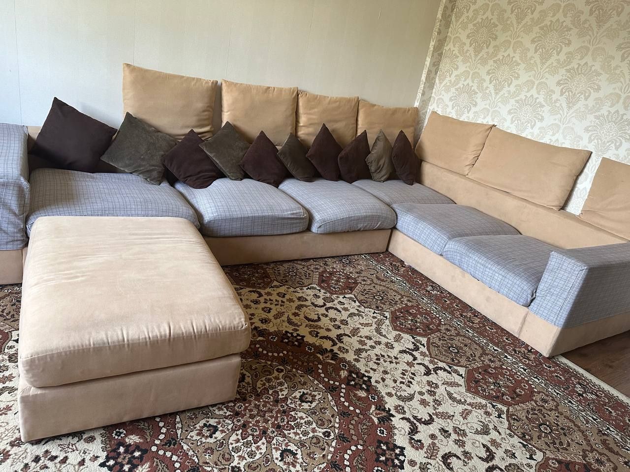 Zal uchun divan,