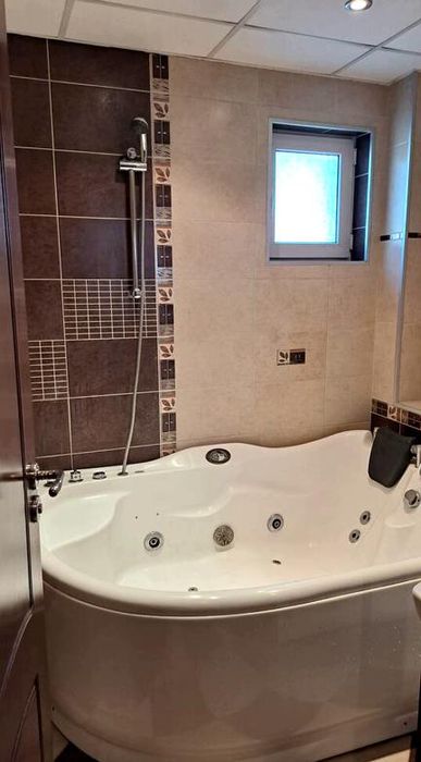 Дава се под наем Тристаен апартамент в Пловдив, Съдийски - 80 кв.м за 500 € - Снимка #6