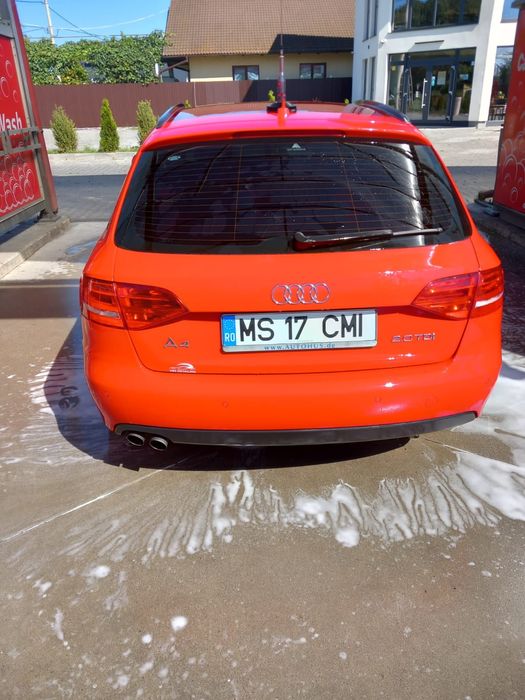Vând Audi a4 b8.