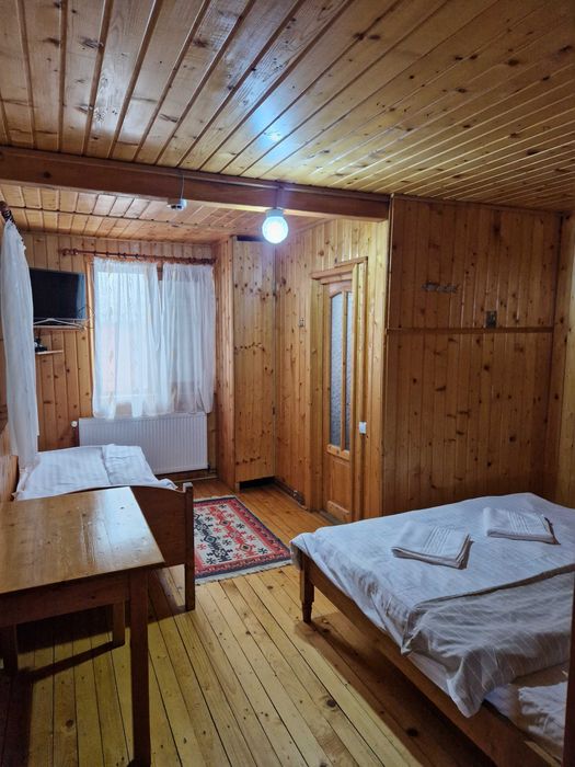 Cabana Poienita Lisa Sanbata de sus Manast Brancoveanu Brasov