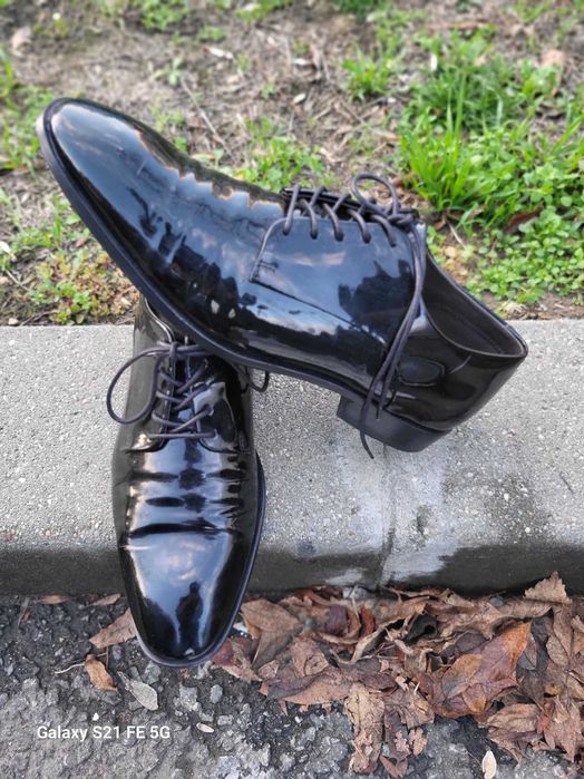 Pantofi ocazii piele lacuita Ecco marimea40
