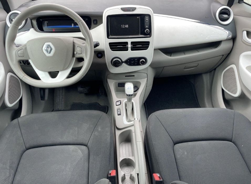 Renault ZOE Life – 2015 – 52600km – Baterie inclusă – 100% Electric