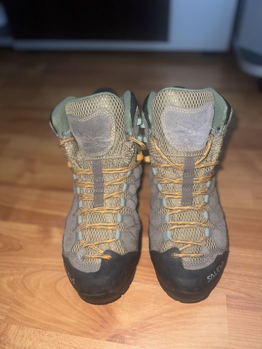 Ghete drumetie Salewa damă