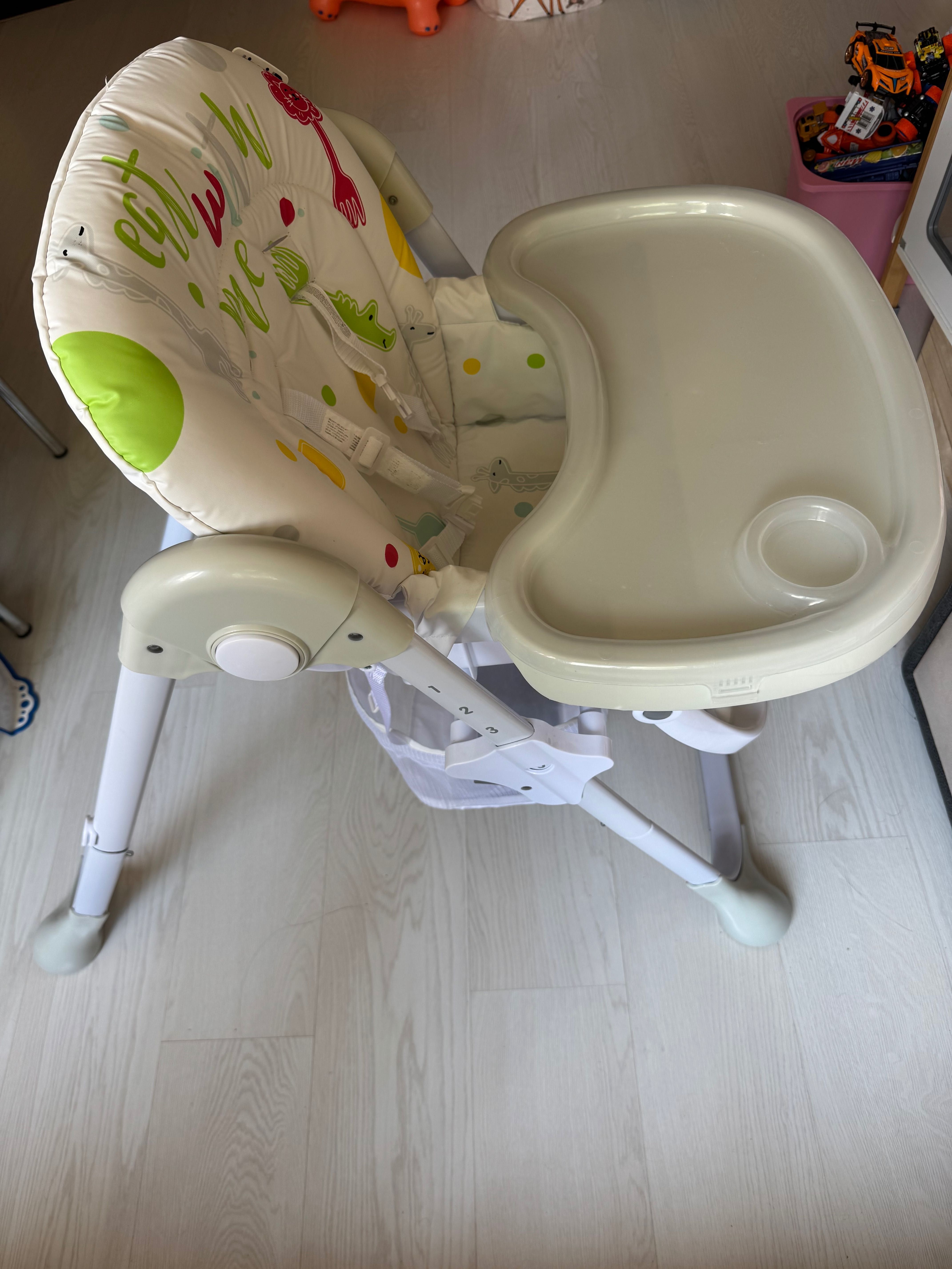 Столче за хранене Chipolino Maxi