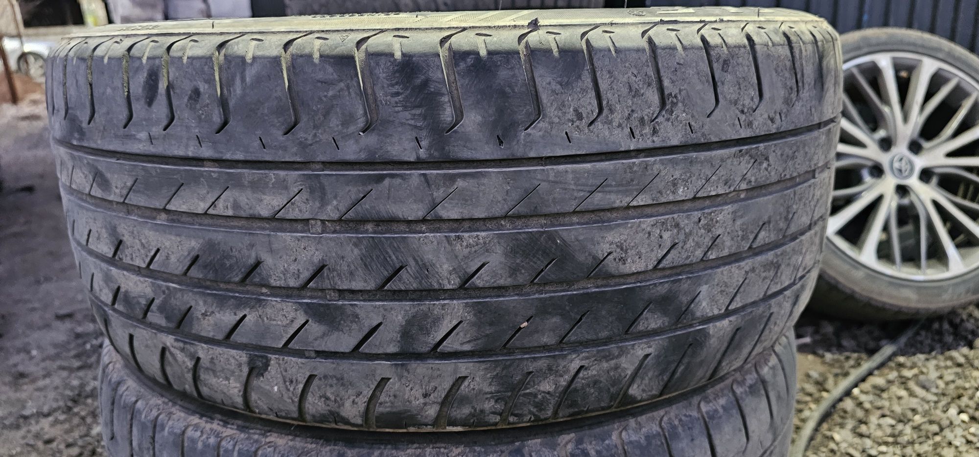 Продам шины 225/45 r18