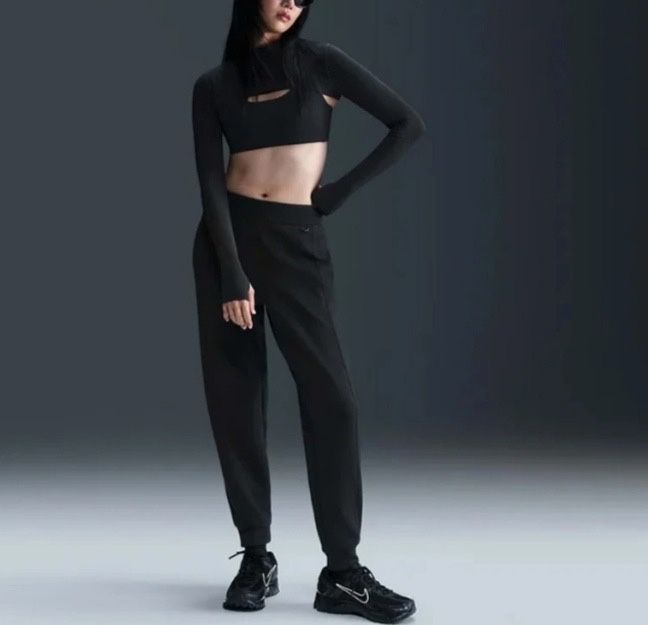 Дамско долнище Nike