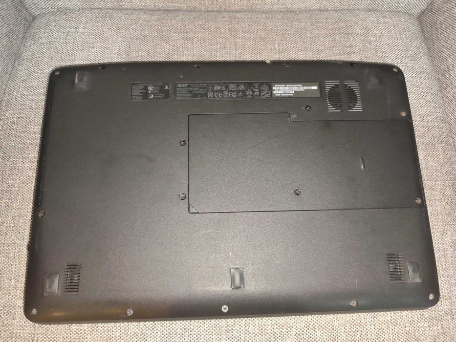 Acer ES15, I5 gen7, 8Gb DDR4, 240Gb SSD, baterie noua! Garantie!Schimb