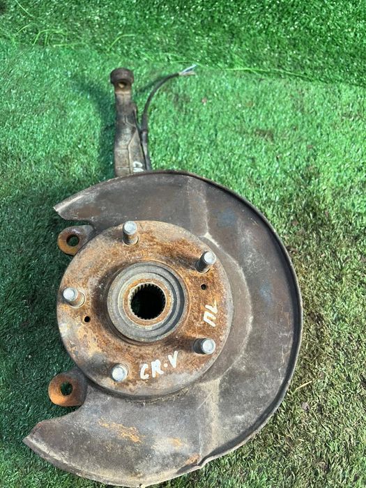 Ступица цапфа передняя левая Хонда Црв Цр-в левый руль Honda CR-V