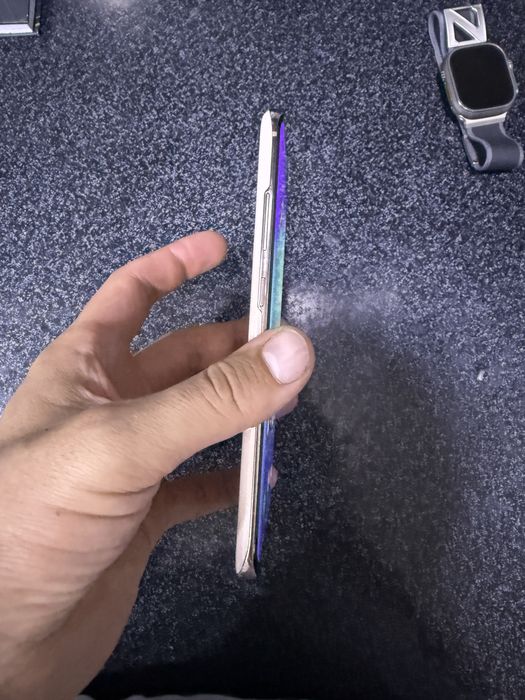 samsung s10+5G pamit 8.256g holati yahwi oqip tel qlila