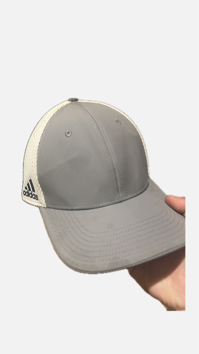 sapca adidas noua