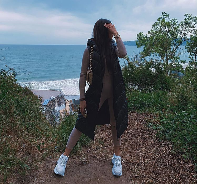 Дълъг дамски елек