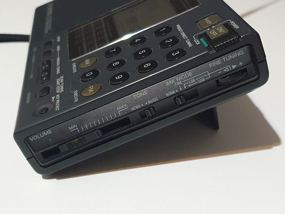 Sony icf-sw7600 made in Japan