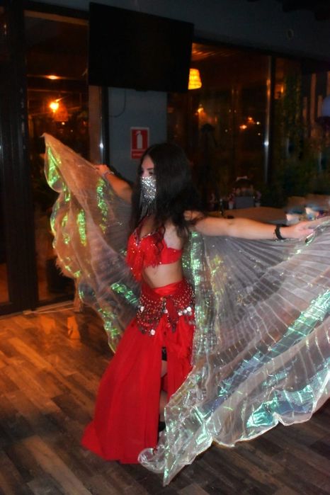 Ursitoare/dansatoare pentru evenimente