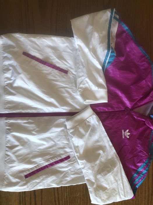 Adidas  2 bucati  pentru fete de 11/12 ani!
