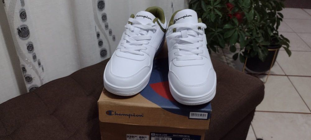 Adidas pantof sport  Champion marime 42 barbati, nou cu eticheta