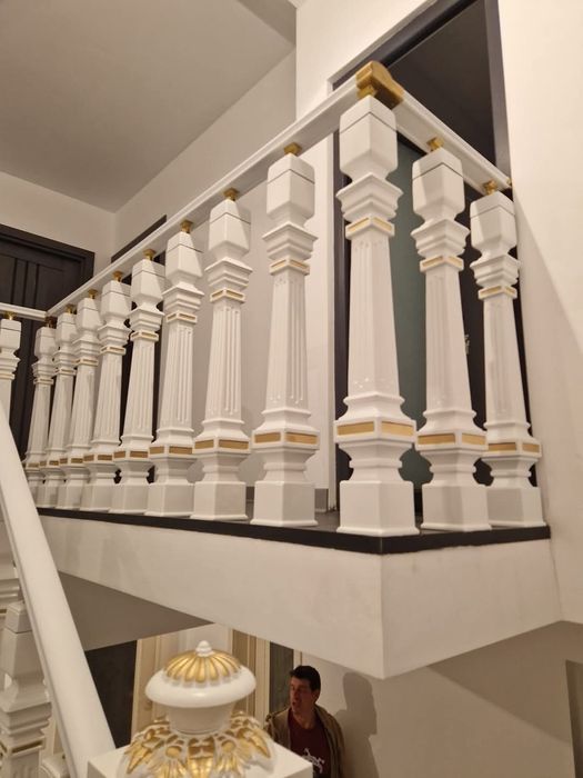 vând balustrad balcone diferite modele sau din fier forjat sau tabla