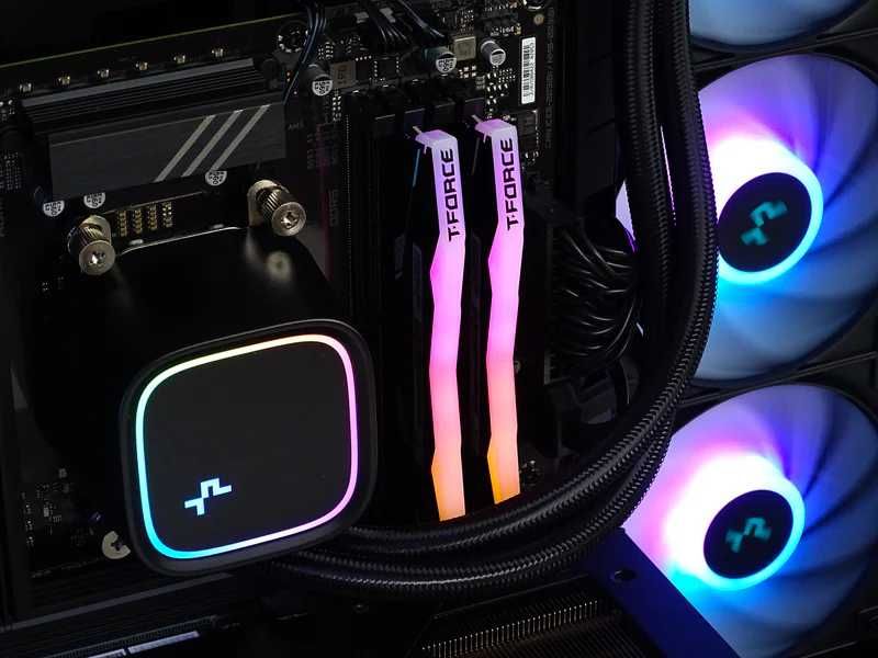 Нов / RTX 5070 / Ryzen 7 7700 / 32GB RAM / 1TB NVMe / 800w / Геймърски